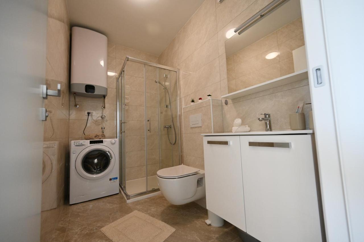 זאדאר Apartman Lovre מראה חיצוני תמונה